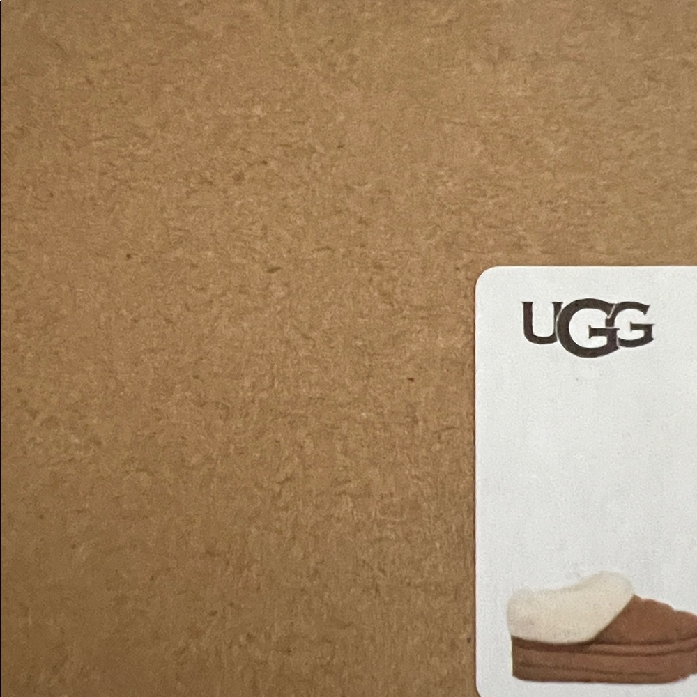 UGG® Tazzlita Genuine Shearling Trim Platform
Slinner (Women) - Picture 11 of 16